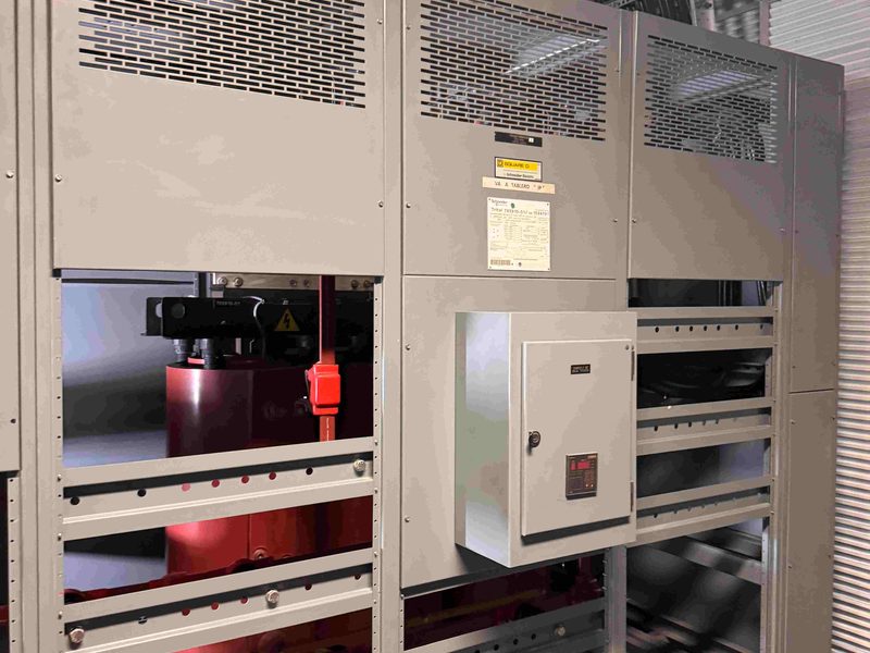 Transformador de 750 kVA tipo seco encapsulado en Hampton Inn Los Cabos